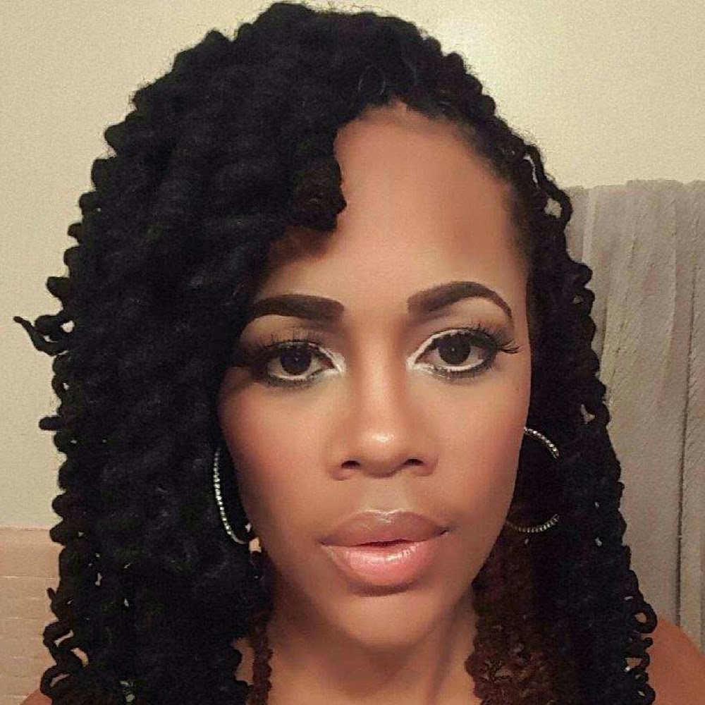 Meet your Posher, Yanique